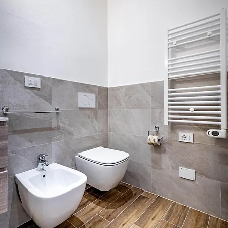 Yd Elegant With Garden Apartment *