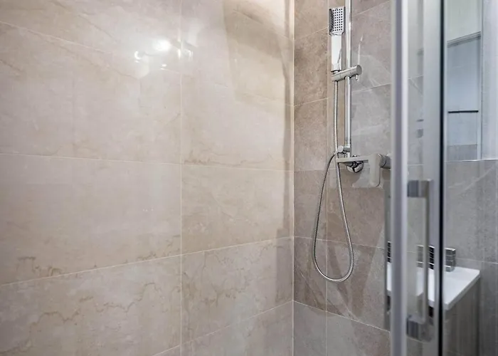 Yd Elegant With Garden Appartement