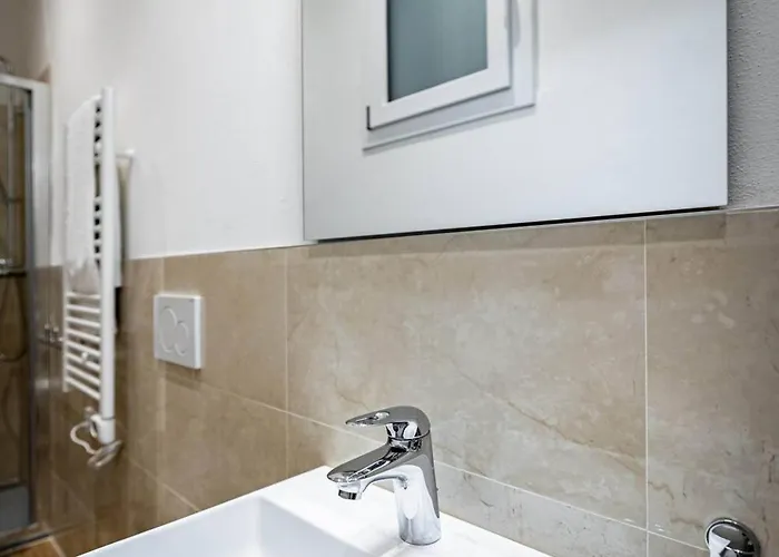 Yd Elegant With Garden Appartement *